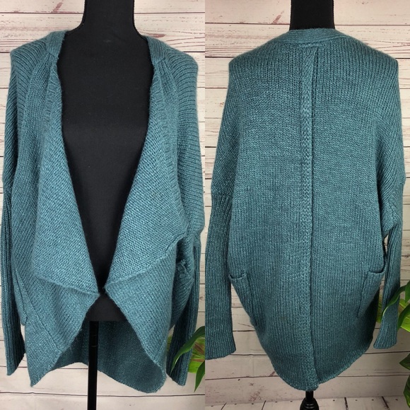 Romeo & Juliet Couture Sweaters - ROMEO & JULIET COUTURE Draped Cardigan sweater